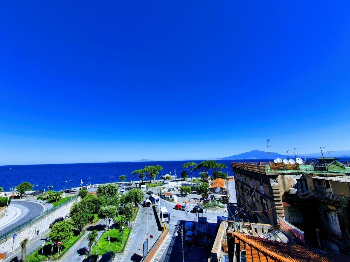 Hotel Il Faro Sorrento Exterior foto