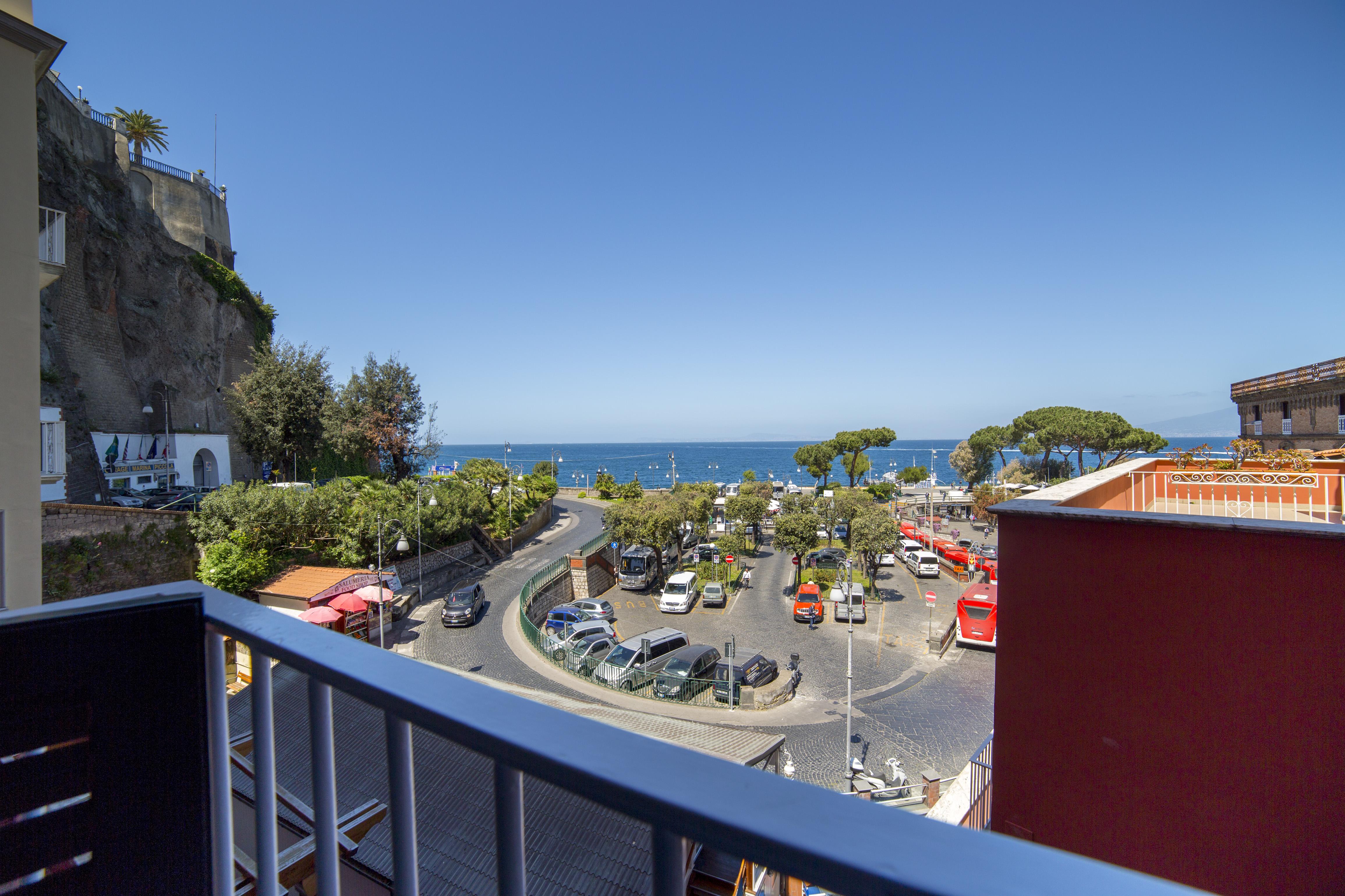 Hotel Il Faro Sorrento Exterior foto